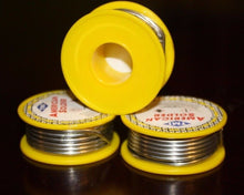 Cargar imagen en el visor de la galería, 60/40 Tin/Lead Flux 2.0% 2mm rosin flux solder wire 3 Rolls (150 gms)