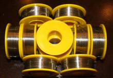 Cargar imagen en el visor de la galería, 60/40 Flux 2 % .8mm Lead / Tin Rosin Core Roll Solder Wire 50g - 10 rolls
