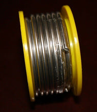 Cargar imagen en el visor de la galería, 60/40 Tin/Lead Flux 2.0% 3mm rosin flux solder wire Roll (100 gms)
