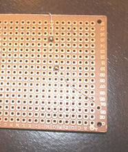 Cargar imagen en el visor de la galería, 60/40 Flux 2 % 1mm Lead / Tin Rosin Core Roll Solder Wire 50g - 10 rolls
