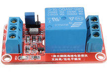 Cargar imagen en el visor de la galería, 5V 1 Channel Level Trigger Optocoupler Relay Module For Arduino
