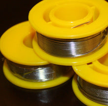 Cargar imagen en el visor de la galería, 60/40 Tin/Lead Flux 2.0% 0.8mm rosin flux solder wire 3 Rolls (150 gms)
