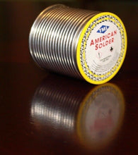 Cargar imagen en el visor de la galería, New 400G 2mm 60/40 Tin lead Solder rosin flux Wire Roll Soldering New
