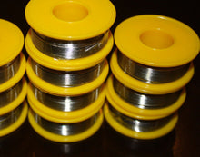 Cargar imagen en el visor de la galería, 60/40 Flux 2 % .8mm Lead / Tin Rosin Core Roll Solder Wire 50g - 10 rolls
